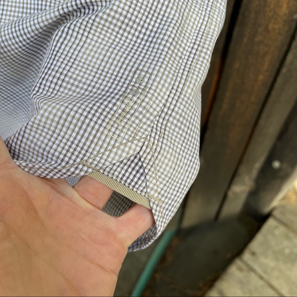 Merrell Vented Short Sleeve Button Down Shirt Sz M - Picture 9 of 14